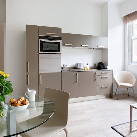 Cook a meal in the modern kitchen