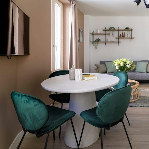 Plan your day over a shared breakfast of croissants and café au lait