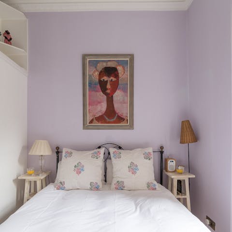 Wake up rested in the cosy bedroom