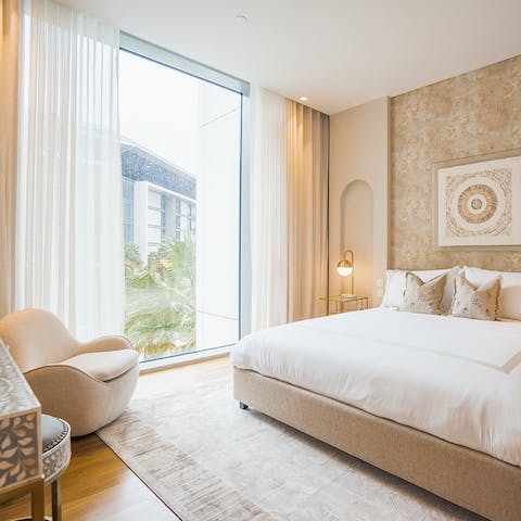 Sleep soundly in the sumptuous bedroom after a day of seeing the sights