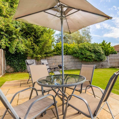 Relax on the sun loungers and eat alfresco on fine days