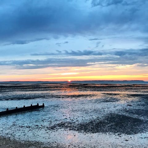 Take your sundowners to the beach – this sunset is waiting