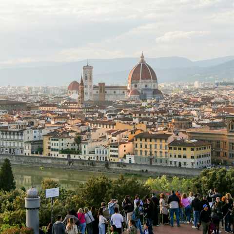 Wander to Piazzale Michelangelo for city views