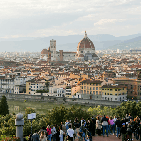 Wander to Piazzale Michelangelo for city views