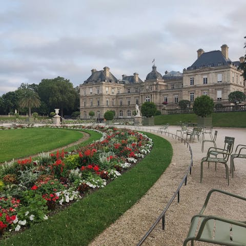 Take a stroll through the beautiful Jardin du Luxembourg, a three-minute walk away
