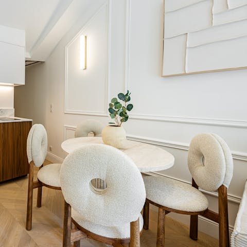 Eat at the modern dining table, or dine somewhere local