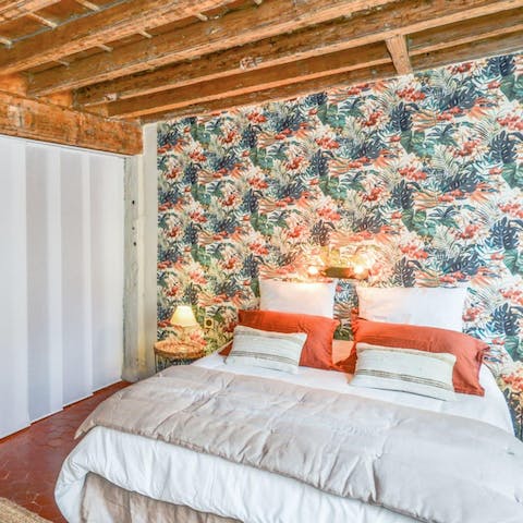 Sleep soundly in the comfortable master bedroom, complete with its own seating area