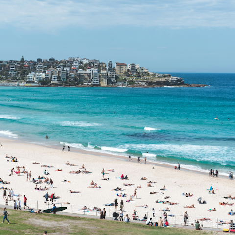 Embrace blissful days on the iconic Bondi Beach