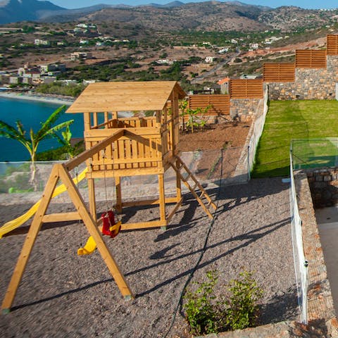 Let little ones entertain themselves on the private playground