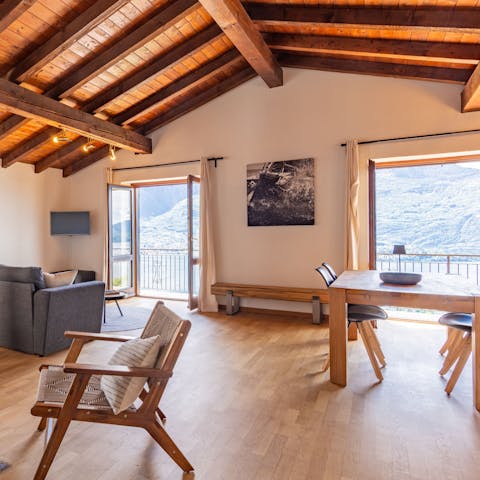 Open the French doors and enjoy the vistas with a glass of Prosecco