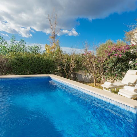 Float around in your private pool when the temperature starts to rise