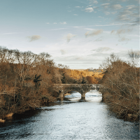 Access the Brecon Beacons direct from the home – the Brynich Aqueduct is thirty-nine minutes away