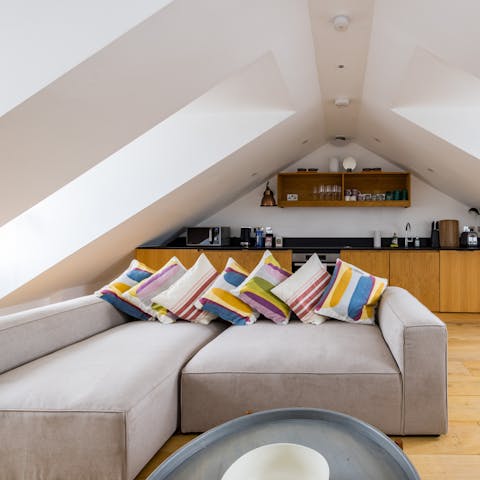 Savour cosy evenings on the sofa after a day of exploring