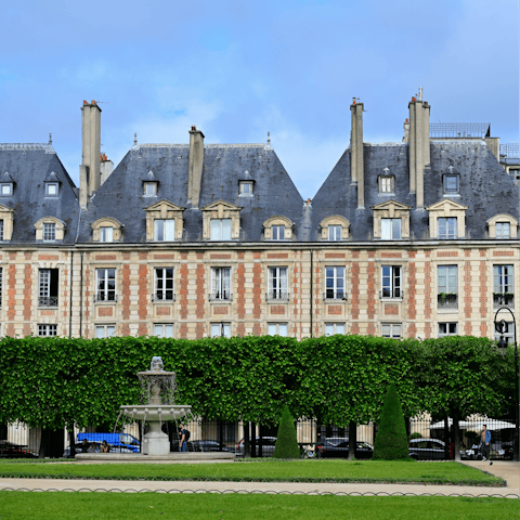 Take a scenic stroll in Place des Vosges, which is right on your doorstep