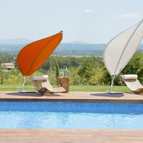 Enjoy uninterrupted views across the countryside of Sa Pobla