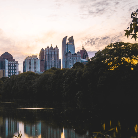 Enjoy your stay in Atlanta, near the historic Grant Park
