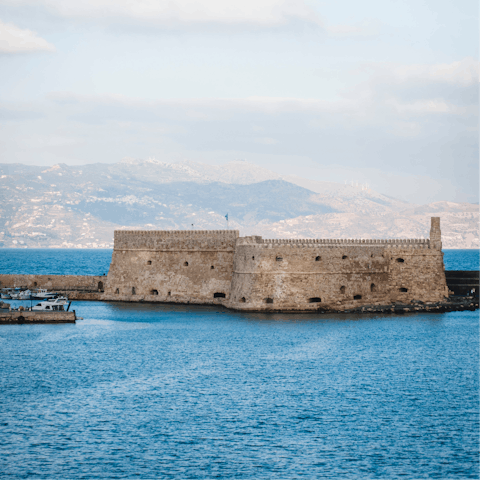 Take a trip to Koules Fortress and immerse yourself in Heraklion's rich history