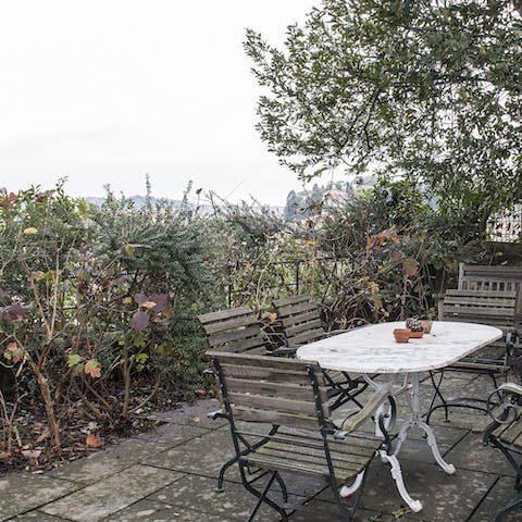 Panoramic views from the garden