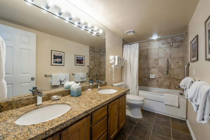 Bathroom photo