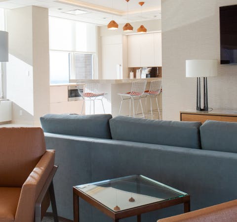 The communal business lounge upstairs
