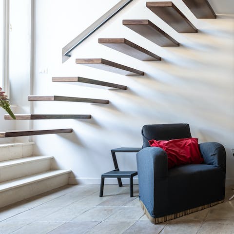 The floating staircase