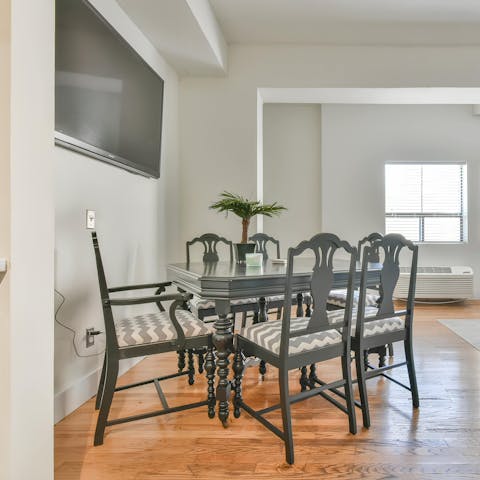 Sit around the table for a Southern-style feast