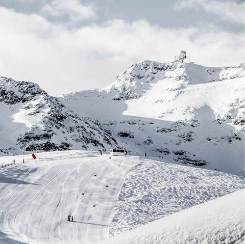 Get on the slopes via one of three ski lifts, a short drive away