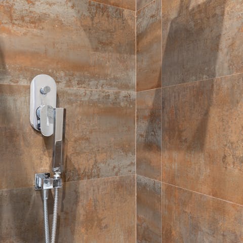 The red-stone bathroom