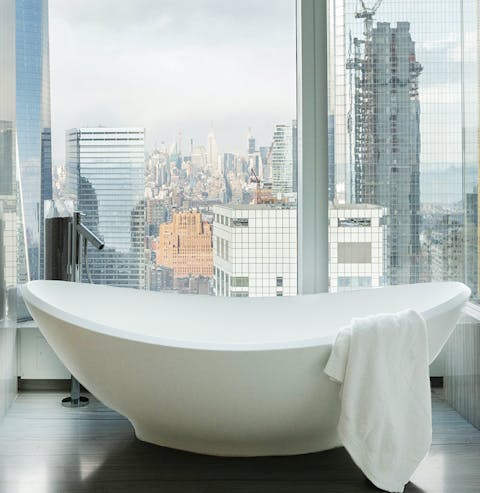 An absolutely epic bathtub setup