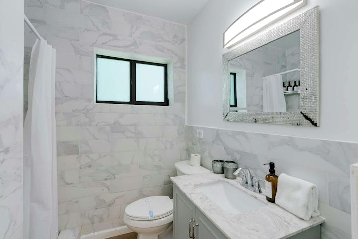 Bathroom photo