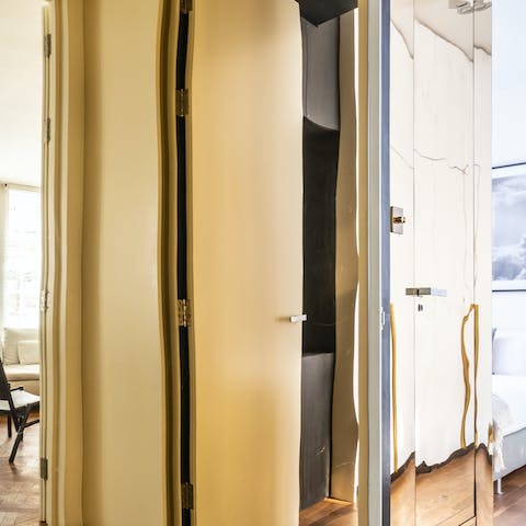 The unique mirrored walls