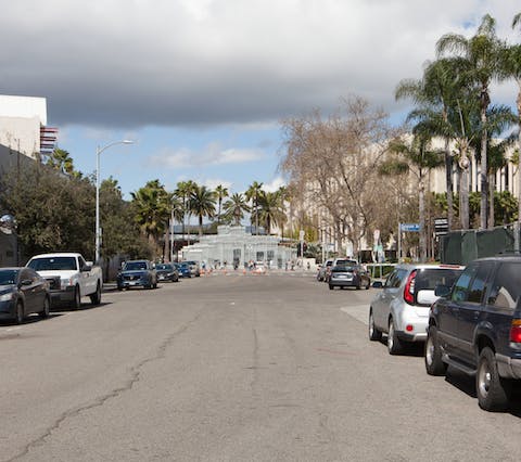 Your proximity to Lacma