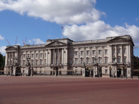Take a stroll to Buckingham Palace and watch the Changing of the Guard ceremony, around twenty-four minutes away on foot