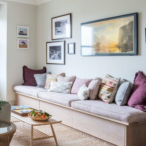 Turn the television into an oil painting and focus on quality time