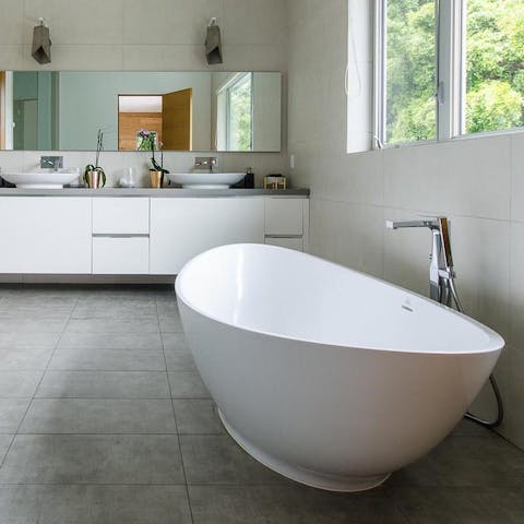 An en-suite bathtub