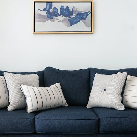 Furniture and decor colour coordination