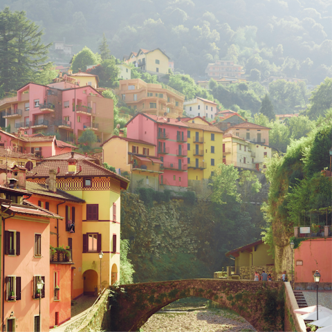 Discover the beauty of Argegno, right on your doorstep