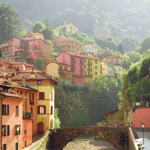 Discover the beauty of Argegno, right on your doorstep