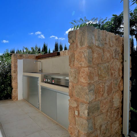 Fire up the barbecue for a delicious afternoon meal