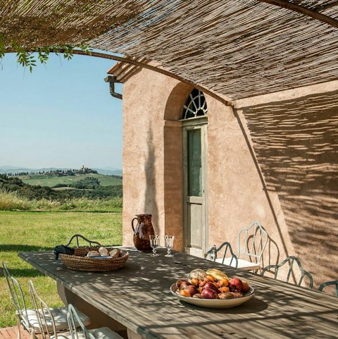 Watch the sunset as you dine on fresh Tuscan produce