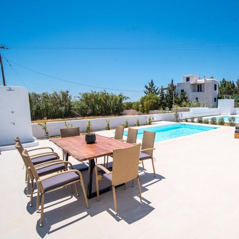 Share family feasts around the outdoor dining table