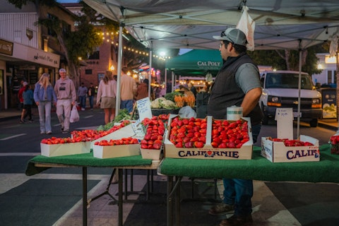 Browse San Diego's vibrant farmers markets for fresh local produce and food