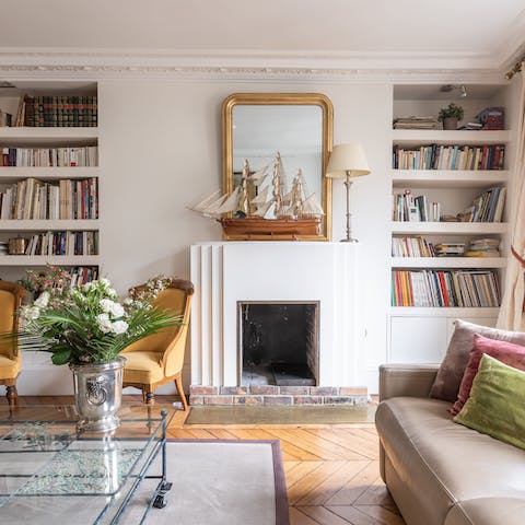 Traditional decor with maritime details