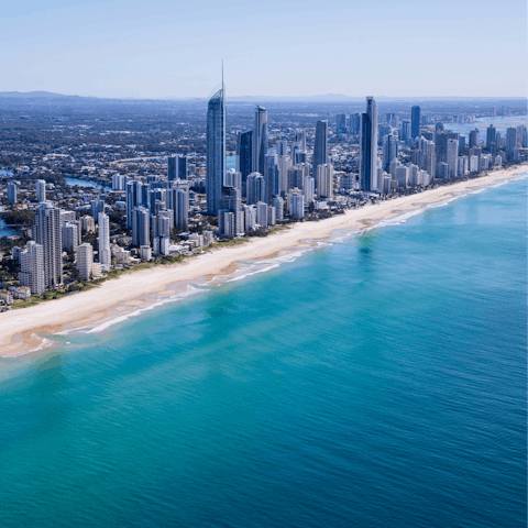 Stay a ten-minute drive from sunny Surfers Paradise