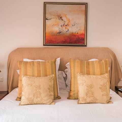 A large comfy double bed