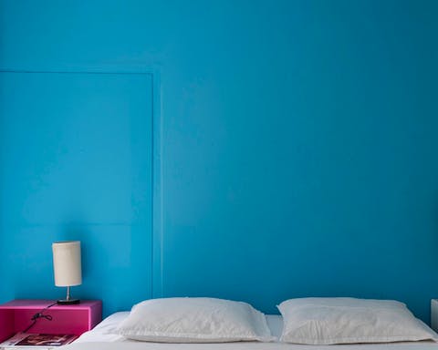 This sapphire blue statement wall