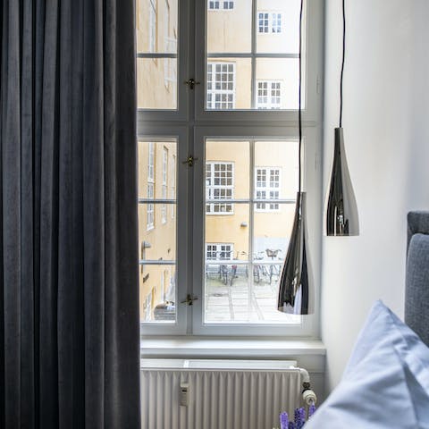 The secluded communal courtyard makes for a quiet stay