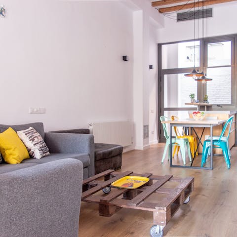 Come together around the quirky pallet coffee table for a game of cards