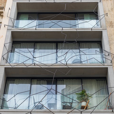 Contemporary facade with creative steel structure