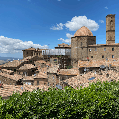 Explore historic Volterra – you can drive there in around forty-five minutes